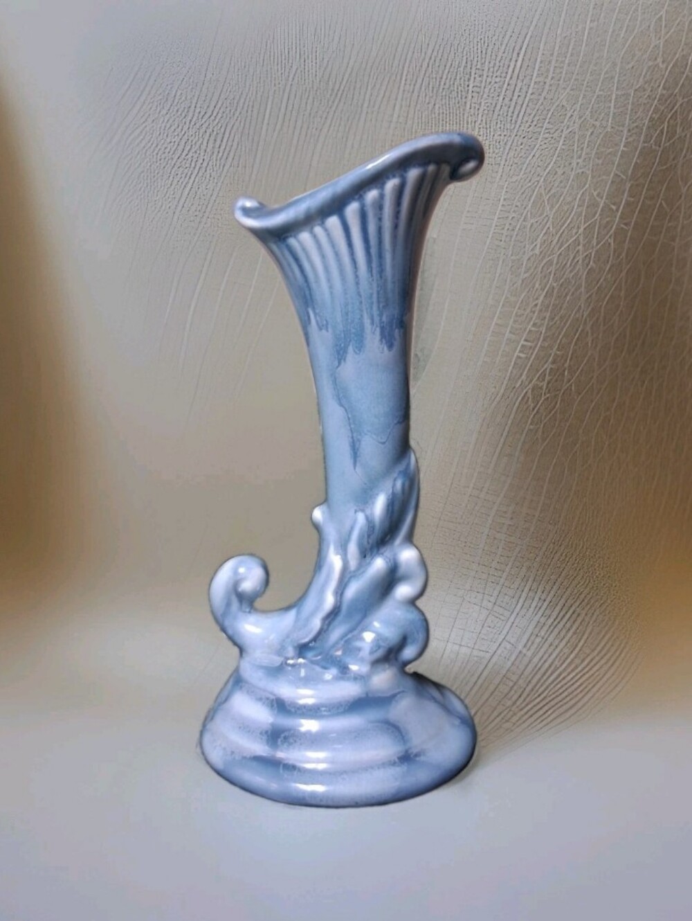 Vintage 2 Tone Blue Royal Haeger USA Blue Cornucopia Bud Vase